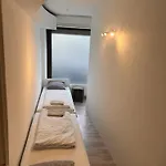 Monteurwohnung Fuer 5 Personen Mit 3 Schlafzimmern Apartment