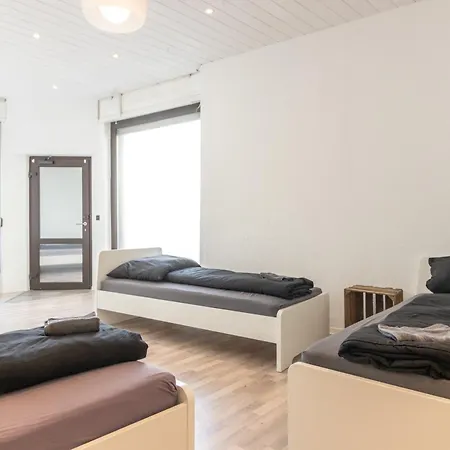 Monteurwohnung Für 4 Personen In Zentraler Lage