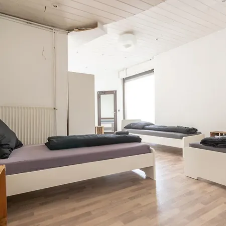 Apartment Monteurwohnung Für 4 Personen In Zentraler Lage Mainz