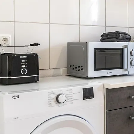 Monteurwohnung Für 4 Personen In Zentraler Lage Apartment