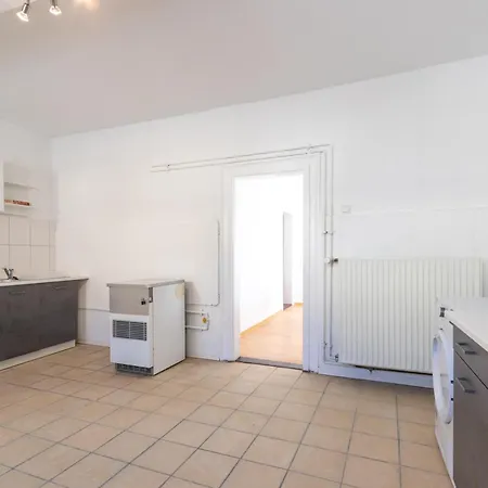 Monteurwohnung Fuer 4 Personen In Zentraler Lage Lägenhet *