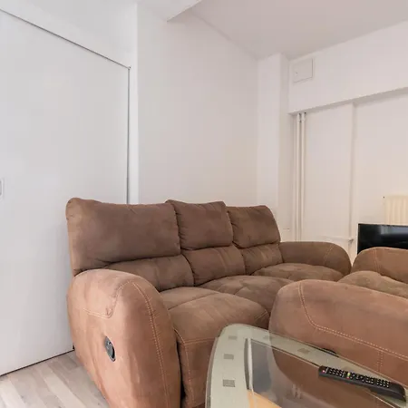 Monteurwohnung Fuer 4 Personen In Zentraler Lage *