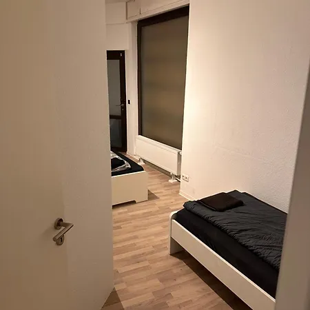 Monteurwohnung Fuer 5 Personen Mit 3 Schlafzimmern Lejlighed *