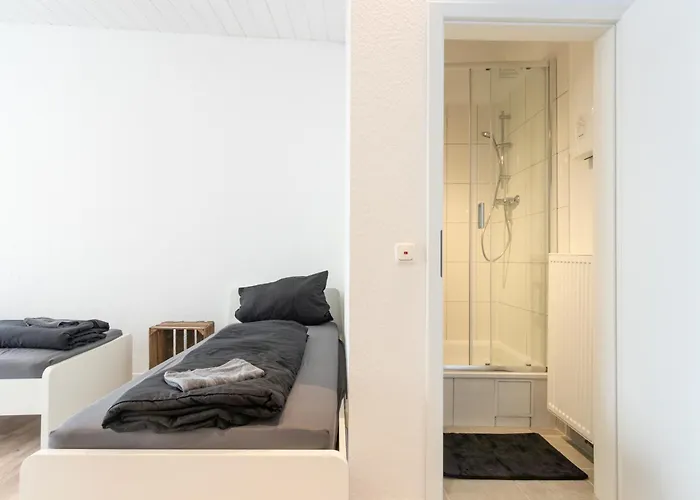 Apartamento Monteurwohnung Für 4 Personen In Zentraler Lage *
