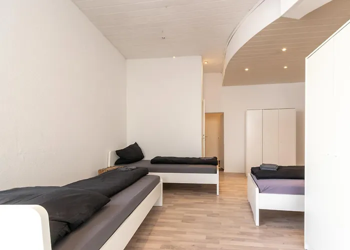 Monteurwohnung Für 4 Personen In Zentraler Lage *