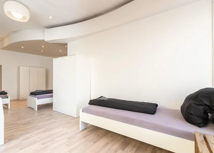 Monteurwohnung Für 4 Personen In Zentraler Lage *