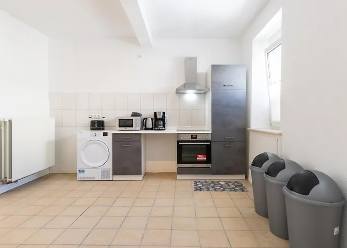 Monteurwohnung Für 4 Personen In Zentraler Lage