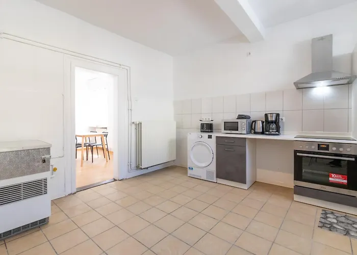 Monteurwohnung Für 4 Personen In Zentraler Lage Apartamento