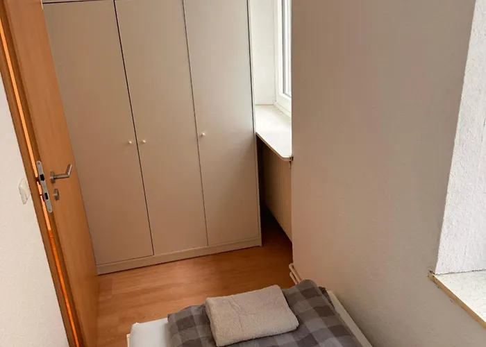 Monteurwohnung Für 4 Personen In Zentraler Lage *