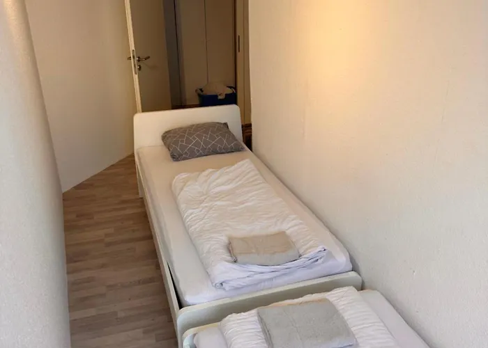 Monteurwohnung Für 4 Personen In Zentraler Lage Apartment