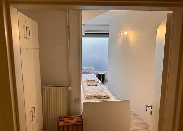 Monteurwohnung Für 4 Personen In Zentraler Lage Apartment